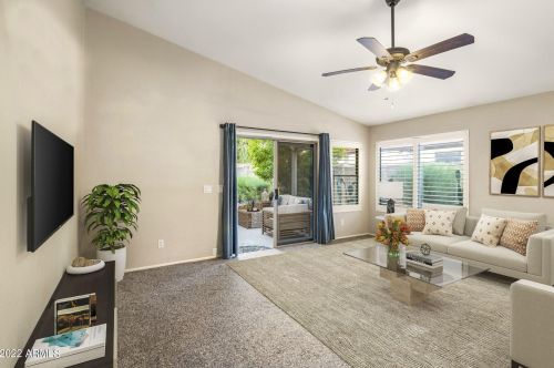 2440 Blue Sky Dr, Phoenix AZ  85085-4761 exterior