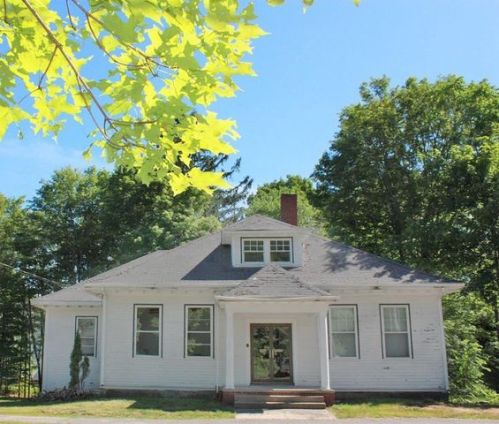 730 Salem St, Groveland MA  01834-1515 exterior