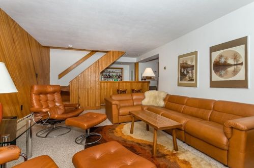 595 Randolph St, Canton MA 02021-1321 exterior