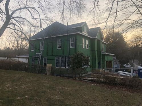 15 Hartman Rd, Newton, MA 02459-3033