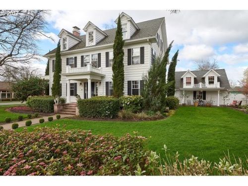 809 Evans St, Mcminnville OR  97128-3927 exterior