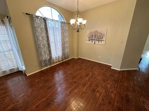 1305 Heron Dr, Taylor Lake Village TX  77586-2548 exterior