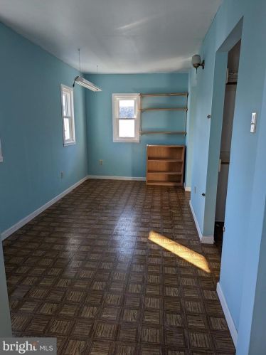 447 Hemlock Ter, West Deptford NJ  08096-2813 exterior