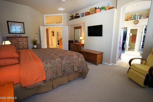 318 Campo Bello Dr, Phoenix AZ 85032-2216 exterior