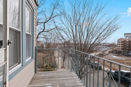 170 Bellingham St, Chelsea MA 02150-3315 exterior