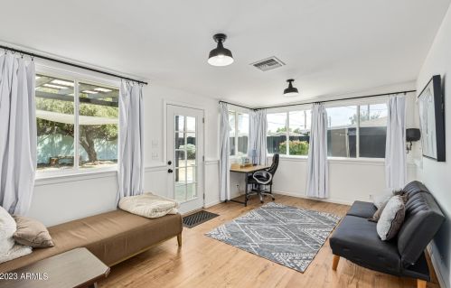 1819 45th St, Phoenix AZ 85032-2387 exterior