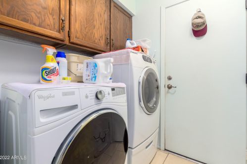 1826 Acoma Dr, Phoenix AZ 85032-4892 exterior