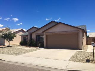 8515 Minnezona Ave, Phoenix, AZ 85037-1519