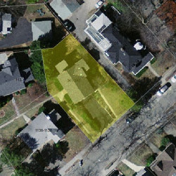 341 Lake Ave, Newton MA  02461-1211 aerial view