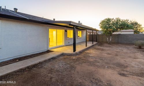 4114 Apollo Rd, Phoenix AZ 85042-5381 exterior