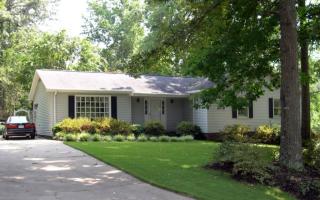 111 Casa Loma Dr, Taylors SC  29687-5640 exterior