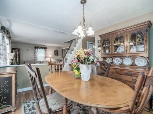 12 Candlewood St, Worcester MA 01602-2804 exterior