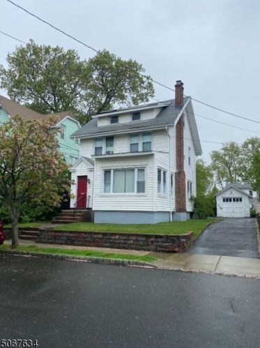 98 Malone Ave, Belleville, NJ 07109-2671