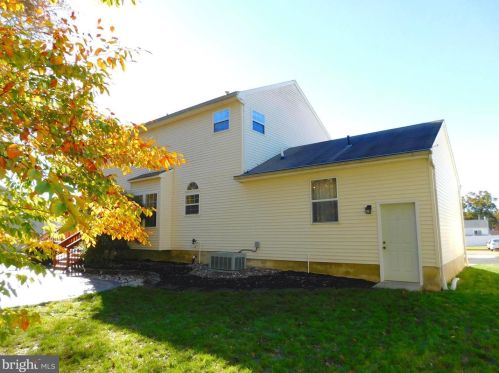 612 Schaeffer Ave, West Deptford NJ 08096-6631 exterior