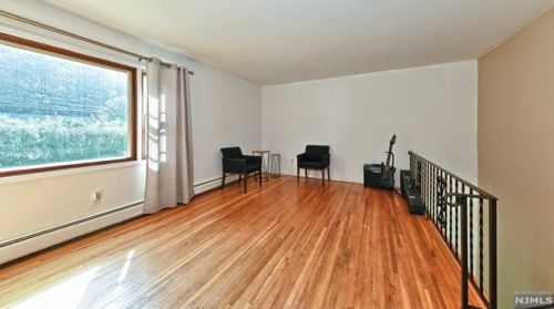 331 Skyline Lake Dr, Skyline Lakes NJ  07456-1953 exterior