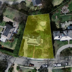 161 Dartmouth St, Newton MA 02465-2835 aerial view