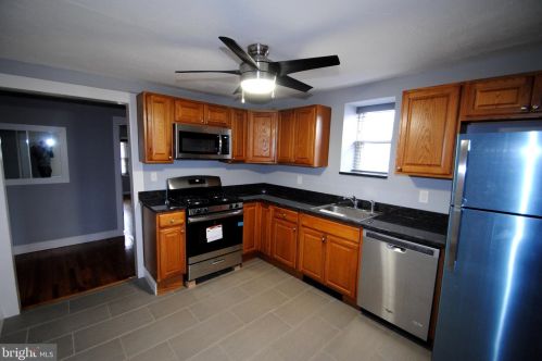 241 High St, Burlington NJ  08016-4409 exterior