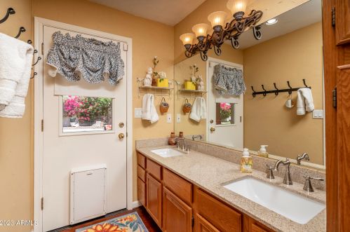 3412 Dunlap Ave, Phoenix AZ 85020-3024 exterior