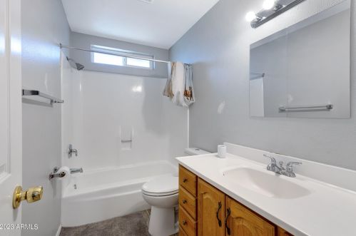 11624 31 Dr, Phoenix AZ 85029-3202 exterior