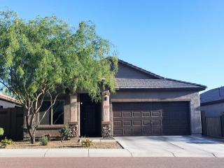 1715 Desperado Way, Phoenix, AZ 85085-6329