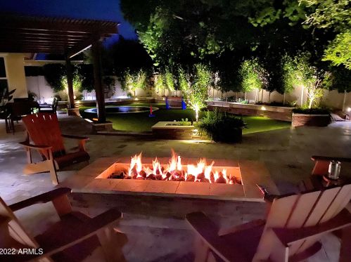 5311 2nd St, Phoenix AZ 85085-7756 exterior