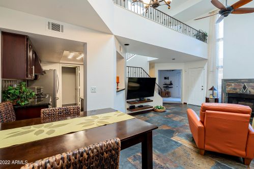 125 Beck Ln, Phoenix AZ 85032-4293 exterior