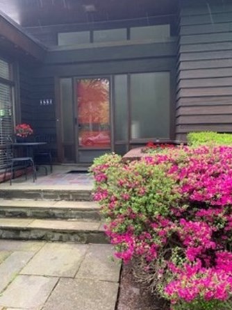 1551 Commonwealth Ave, Newton MA 02465-2800 exterior