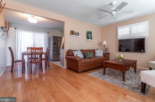 166 Frd Ave, West Deptford NJ 08096-5034 exterior