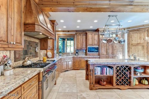 4712 Pace Dr, Park City UT 84098-6631 exterior