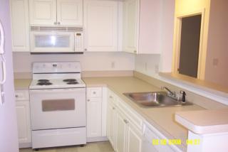 223 Dartmouth Woods Dr, Dartmouth MA  02747-5116 exterior