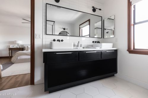 2349 55th St, Phoenix AZ  85008-2609 exterior