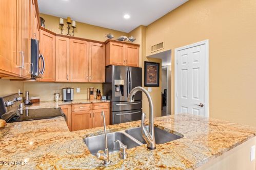 4150 Agave Rd, Phoenix AZ 85044-4672 exterior