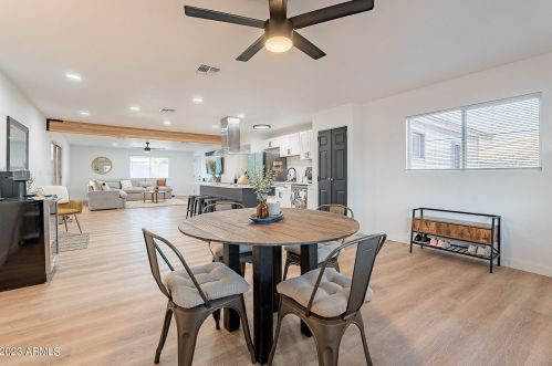 3320 Claire Dr, Phoenix AZ 85032-4933 exterior