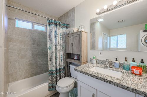 500 Alice Ave, Phoenix AZ 85021-4112 exterior