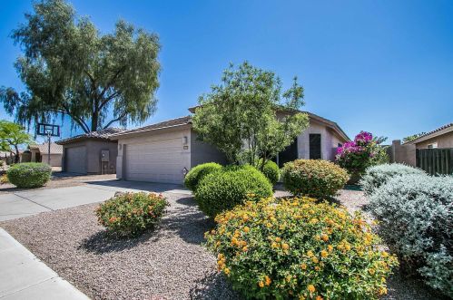 26263 43rd Pl, Phoenix, AZ 85050-8912