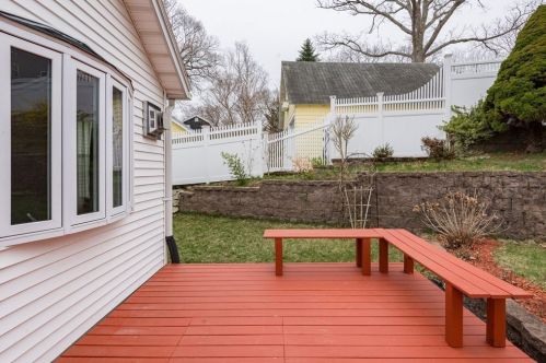 24 Volusia Rd, Hingham MA 02043-3041 exterior