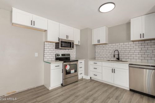 5227 47 St, Phoenix AZ 85040-4159 exterior