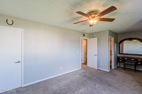 2854 Clarendon Ave, Phoenix AZ 85018-5552 exterior