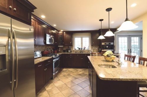 39 Villa Ave, Everett MA 02149-3820 exterior