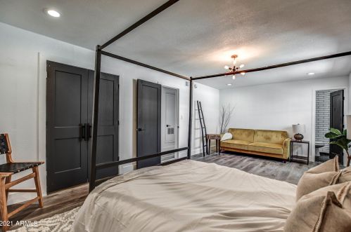 3212 Captain Dreyfus Ave, Phoenix AZ  85032-6146 exterior