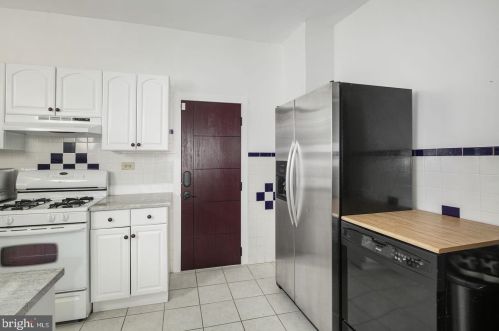 1016 6 St, Philadelphia PA 19140-2314 exterior