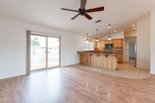 3922 Bloomfield Rd, Phoenix AZ  85032-7335 exterior