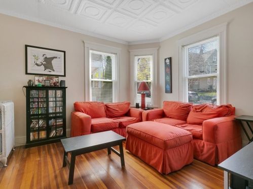 61 Paul Revere Rd, Arlington MA 02476-5729 exterior