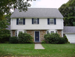21 Lenox St, Newton, MA 02465-2716