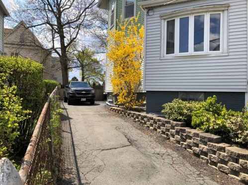 113 Chestnut St, Everett MA  02149-3810 exterior