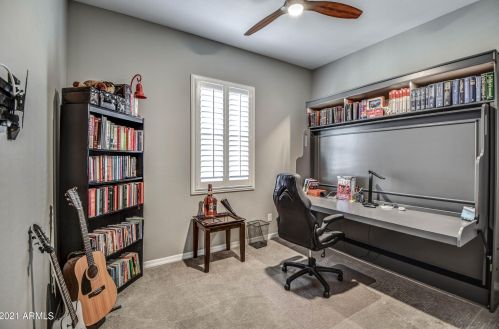 7911 30th Way, Phoenix AZ 85016-8927 exterior