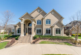 2124 Highland Springs Pl, Louisville KY  40245-5308 exterior