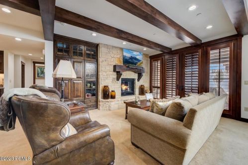 2870 Westview Trl, Park City UT 84098-6342 exterior