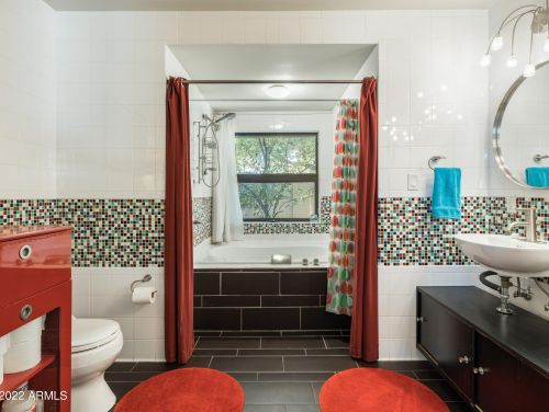 4028 45th St, Phoenix AZ 85044-6060 exterior