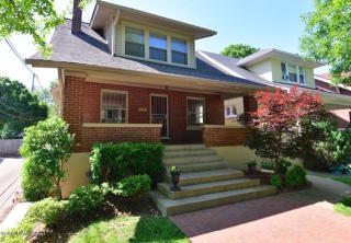 1898 Princeton Dr, Louisville, KY 40205-1854